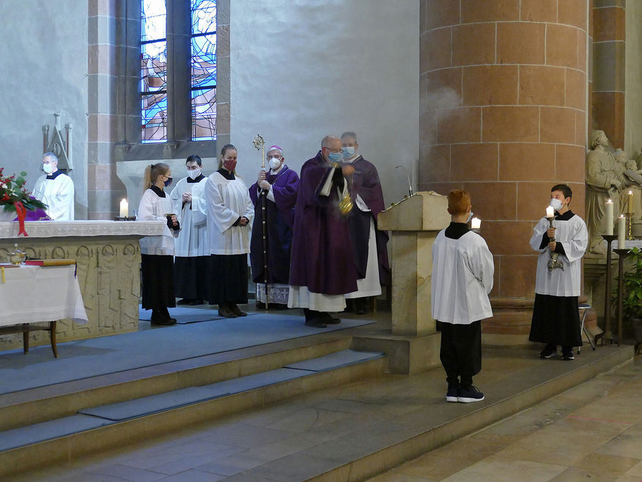 Beauftragung zu Lektorat und Akolythat in St. Marien, Volkmarsen (Foto: Karl-Franz Thiede)